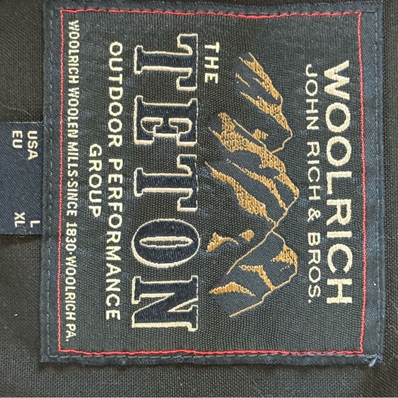 Woolrich Hooded Winter Parka w/ down filling - Picture 10 of 13